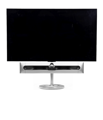 Bang & Olufsen Beosound Premiere i natural aluminium uden højttalerfront med 55" LG C5 OLED TV på gulvstand
