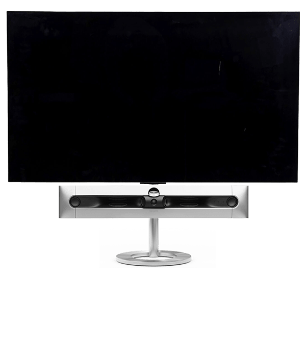 Bang & Olufsen Beosound Premiere i natural aluminium uden højttalerfront med 65" LG C5 OLED TV på gulvstand