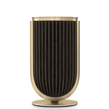 Bang & Olufsen Beolab 8 højttaler i guld og sort med lodret ribbet design