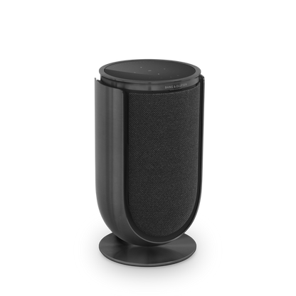 Sort Bang & Olufsen Beolab 8 højttaler på hvid baggrund