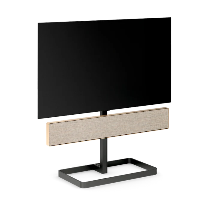 Bang & Olufsen Beosound Stage soundbar i naturfarvet stof med sort TV på elegant standfod