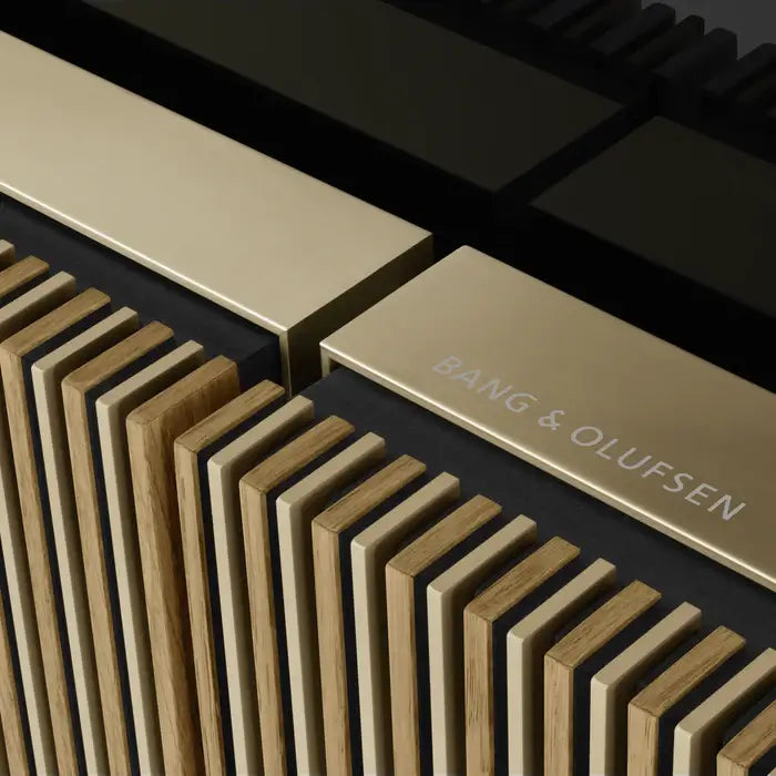 Bang & Olufsen Beovision Harmony fjernsyn med trælameller i moderne design